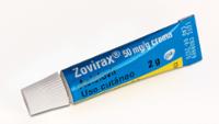 ZOVIRAX 50 mg/g CREMA